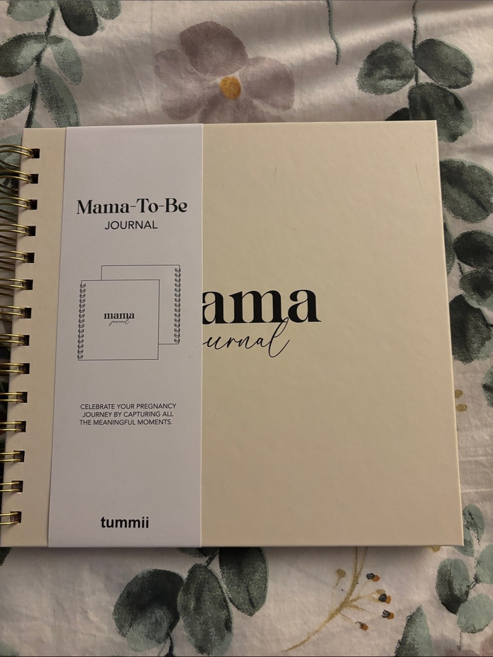 Mama-To-Be Pregnancy Journal by tummii - Cream Cover